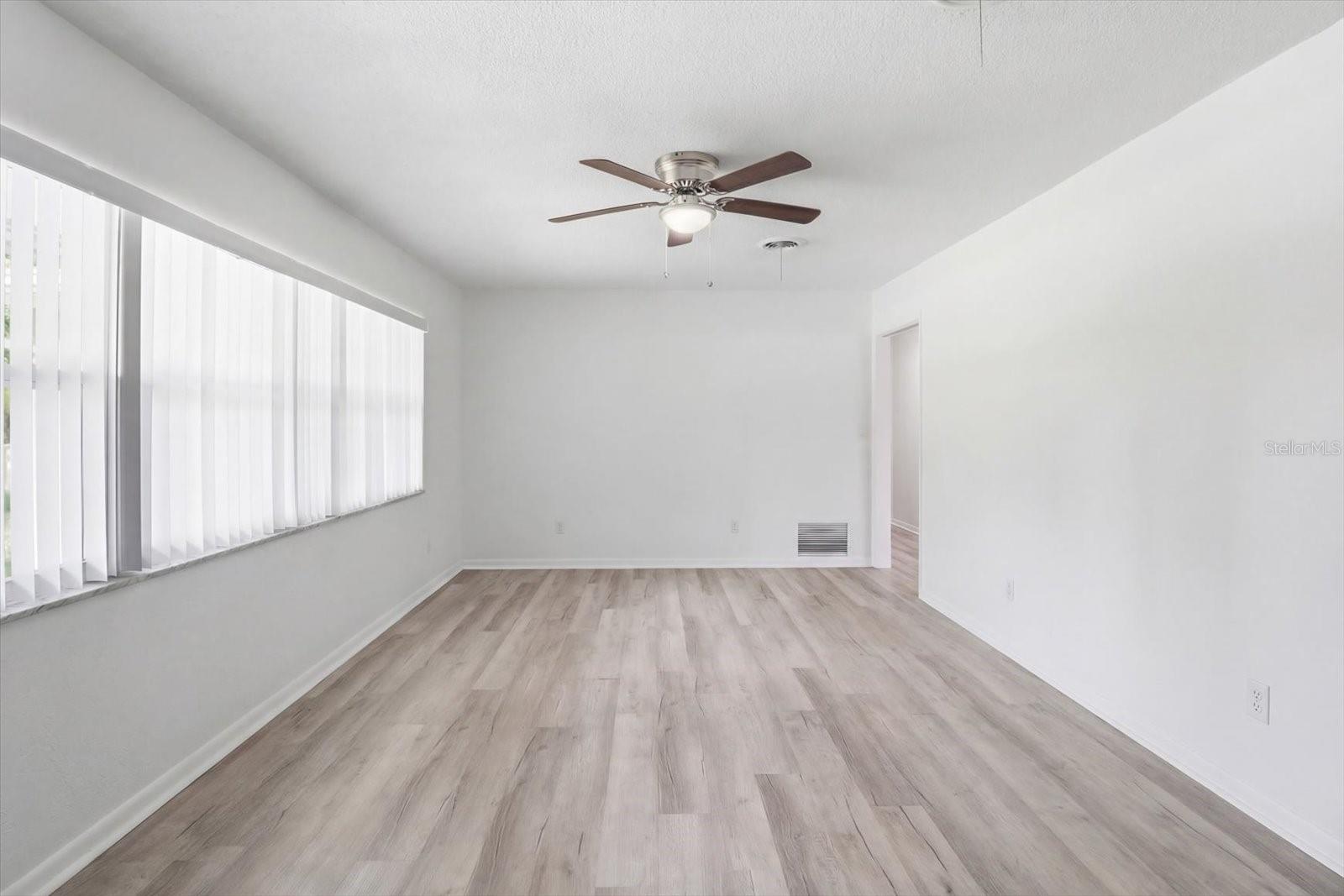 RAINBOW LAKES ESTATES SEC O - Residential