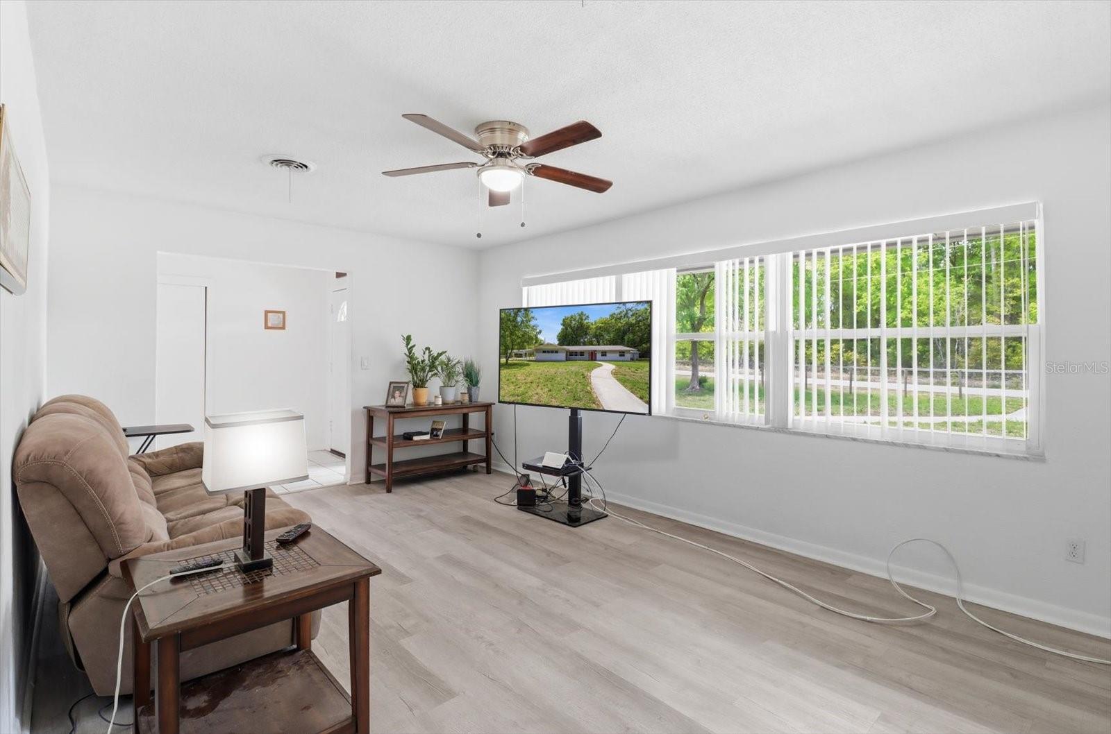 RAINBOW LAKES ESTATES SEC O - Residential