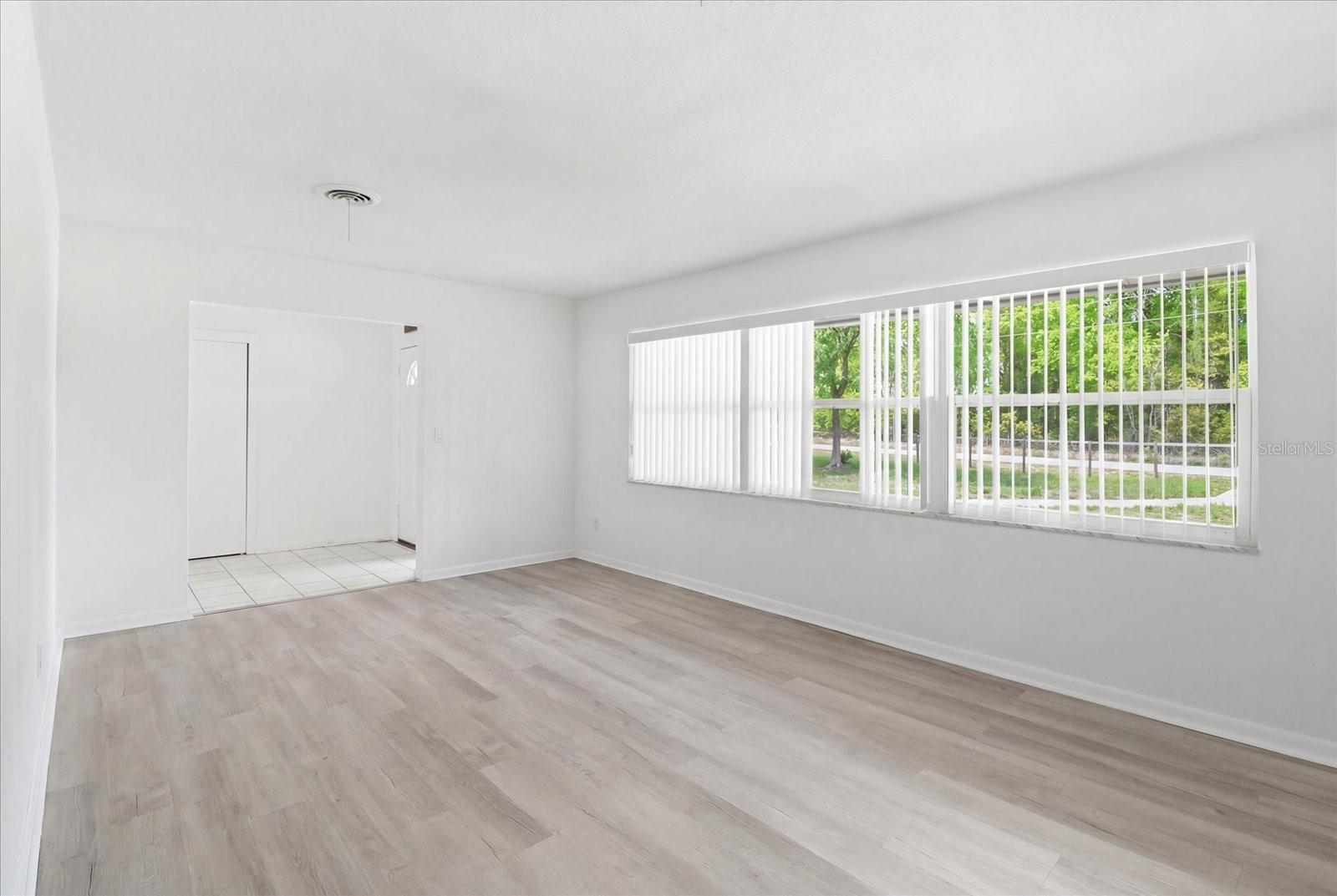 RAINBOW LAKES ESTATES SEC O - Residential