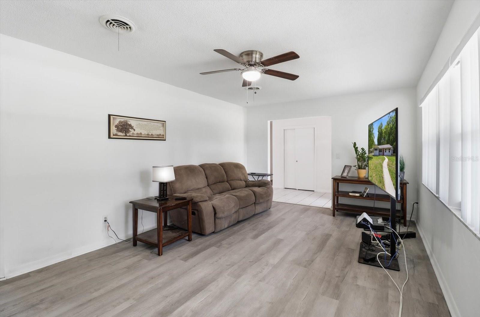 RAINBOW LAKES ESTATES SEC O - Residential