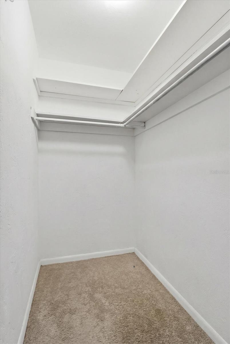 RAINBOW LAKES ESTATES SEC O - Residential