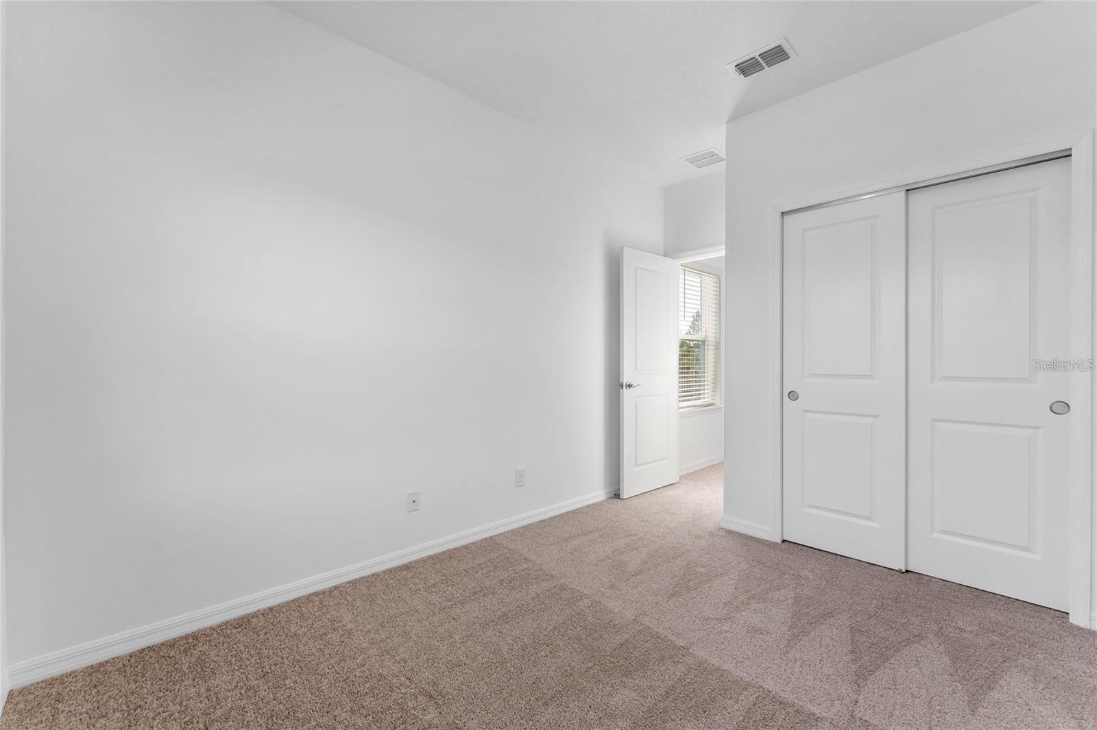 WINDING BAY PH 2 - Residential