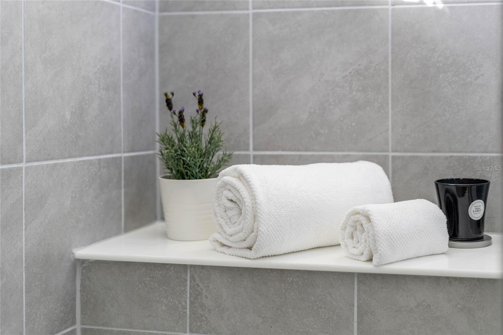 WINDING BAY PH 2 - Residential