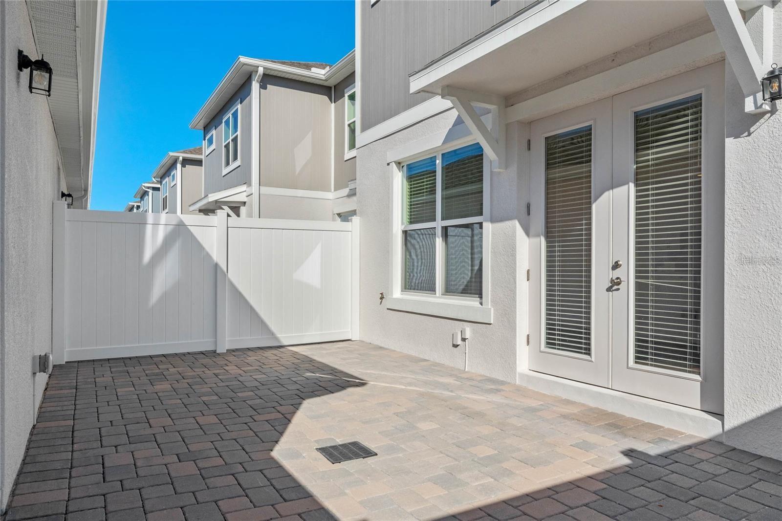 WINDING BAY PH 2 - Residential