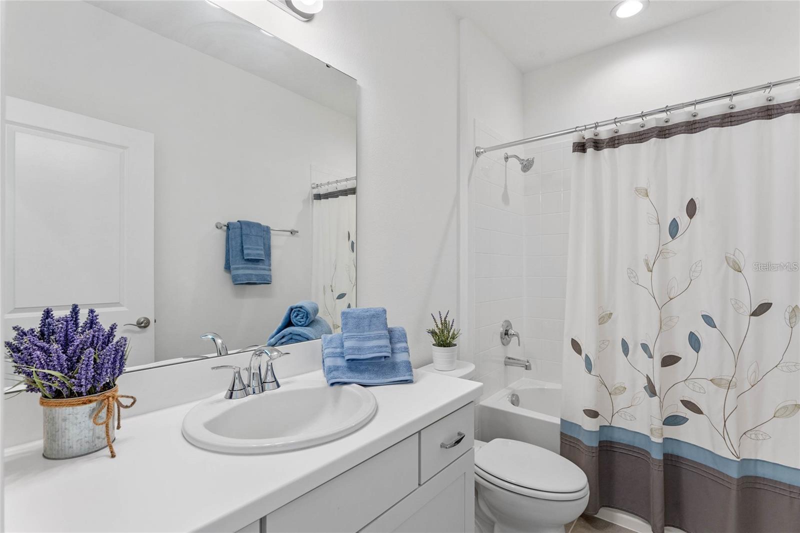 WINDING BAY PH 2 - Residential