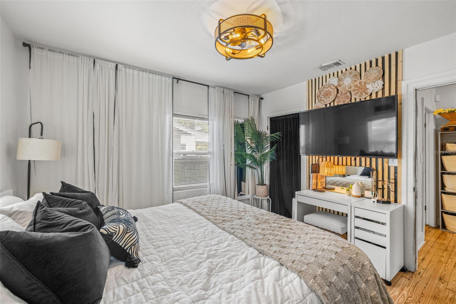 BOUTON & SKINNERS ADD - Residential Lease