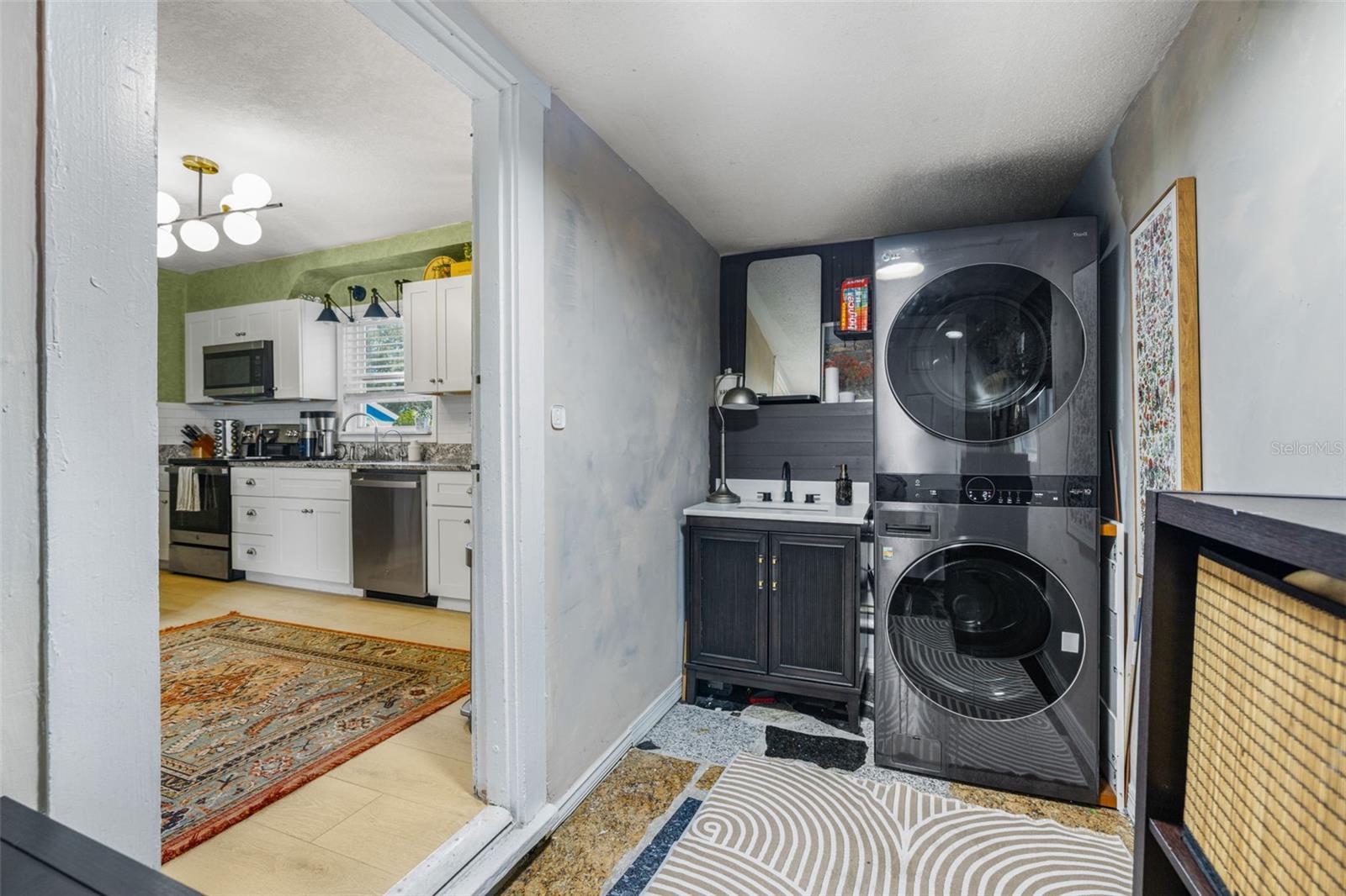 BOUTON & SKINNERS ADD - Residential Lease