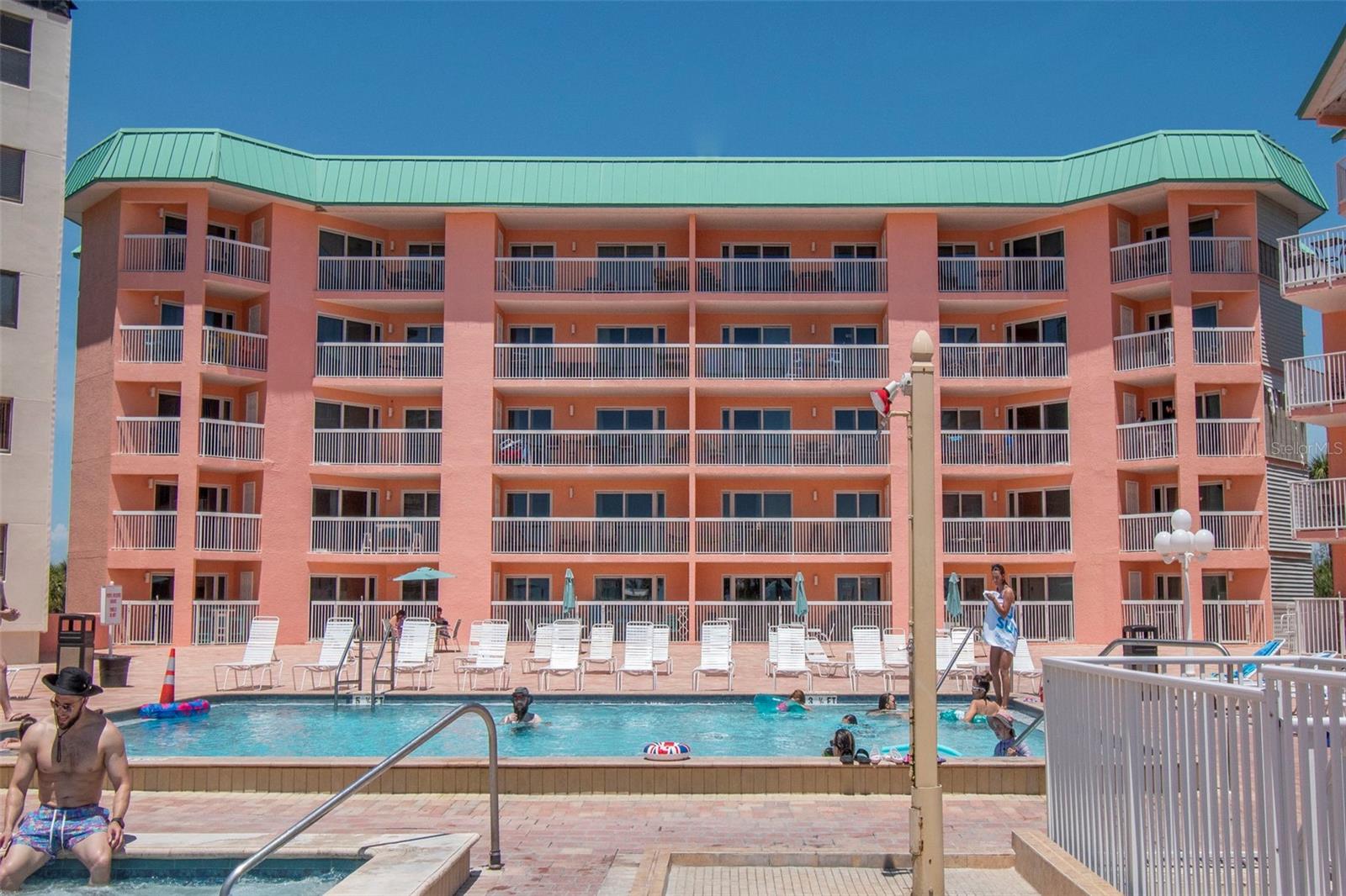 18400 GULF BOULEVARD 2505