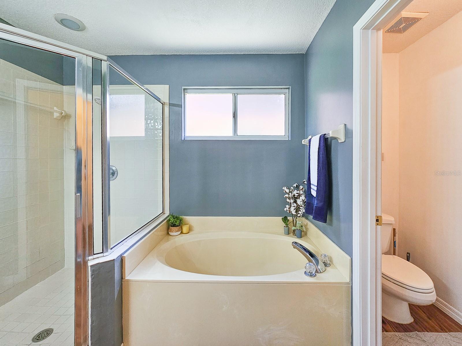 ARIWOOD - Residential