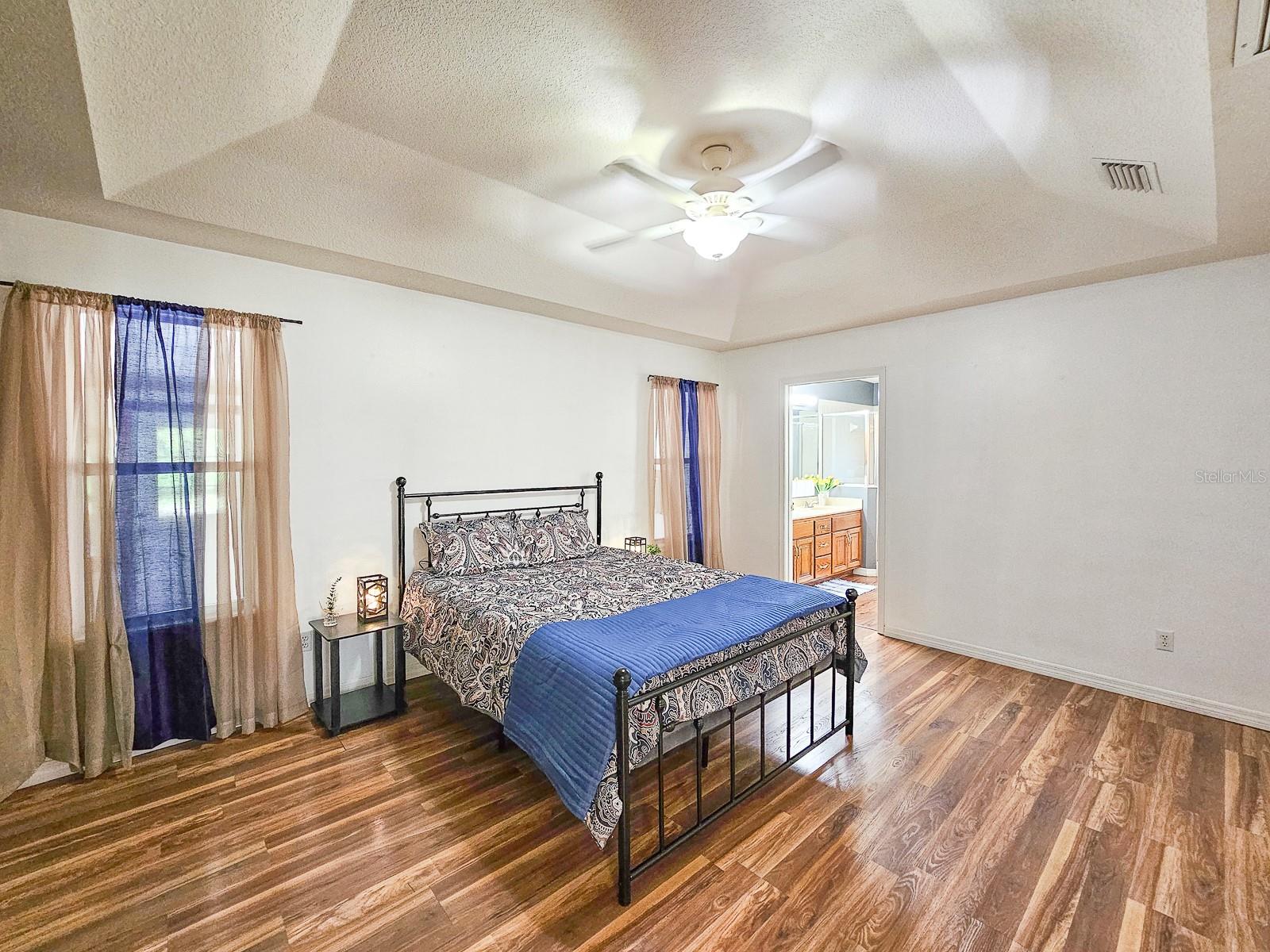 ARIWOOD - Residential