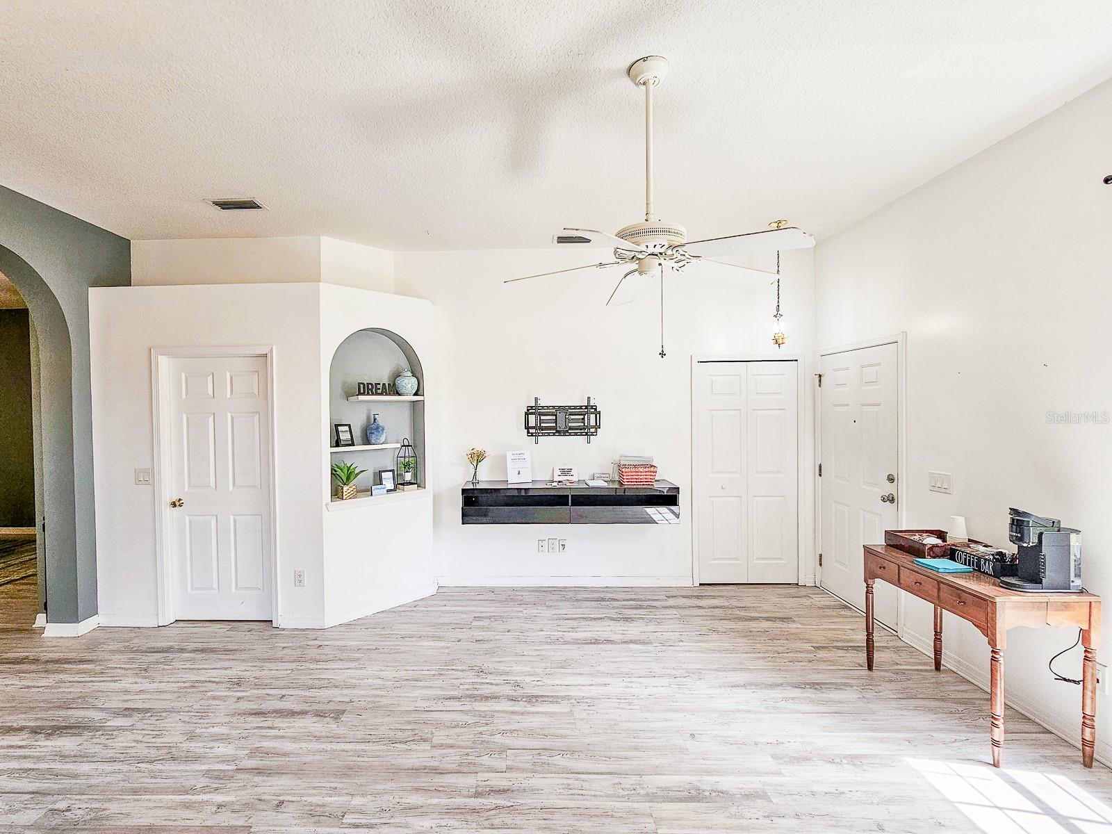 ARIWOOD - Residential