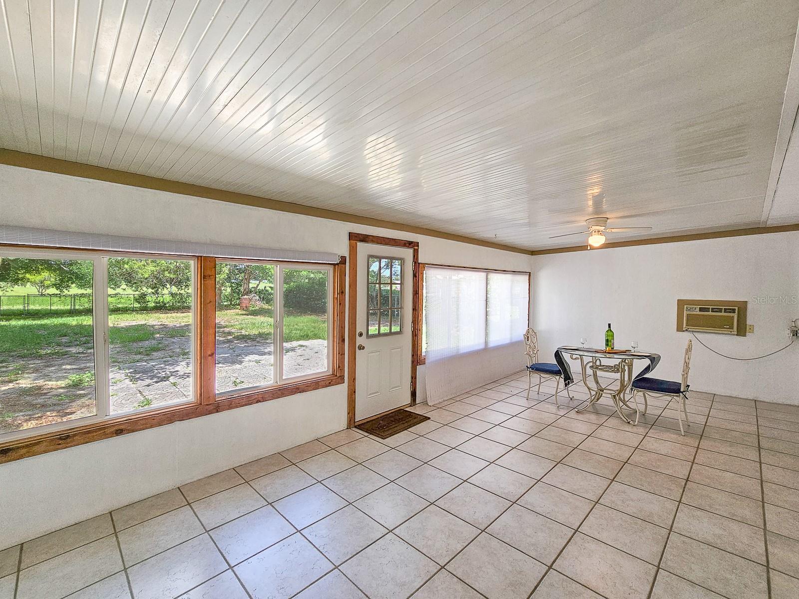 ARIWOOD - Residential