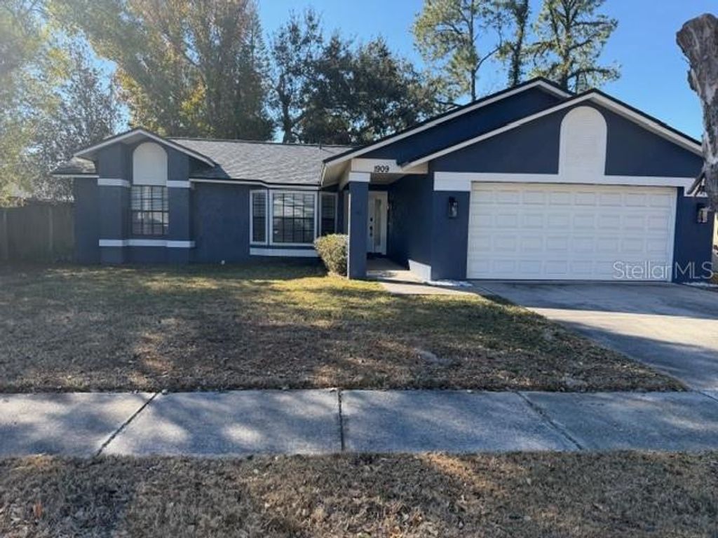 Photo of 1909 Landside Drive, Valrico, FL 33594 (MLS # TB8469200)