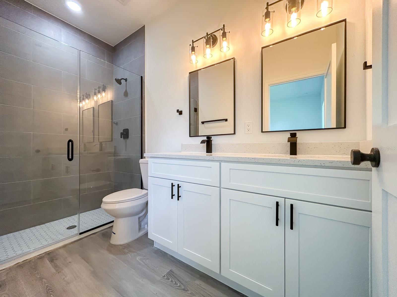 MARION OAKS UN 07 - Residential Lease