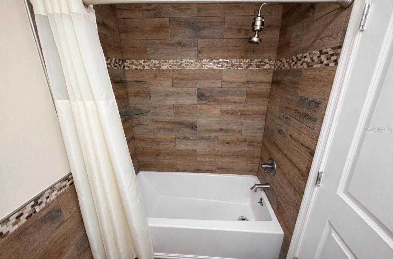 RIDGE MANOR WEST PHASE IV LOT 70 - Residential