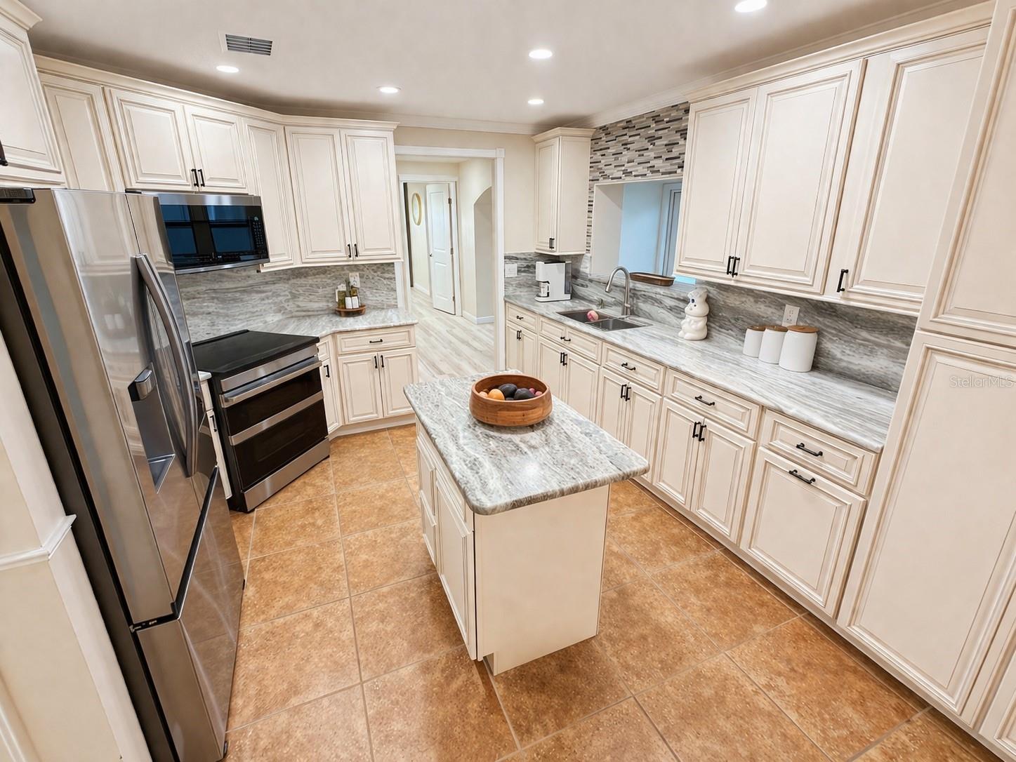 RIDGE MANOR WEST PHASE IV LOT 70 - Residential