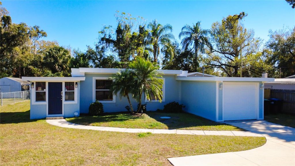 Photo of 5314 Old Cheney Highway, Orlando, FL 32807 (MLS # O6375898)