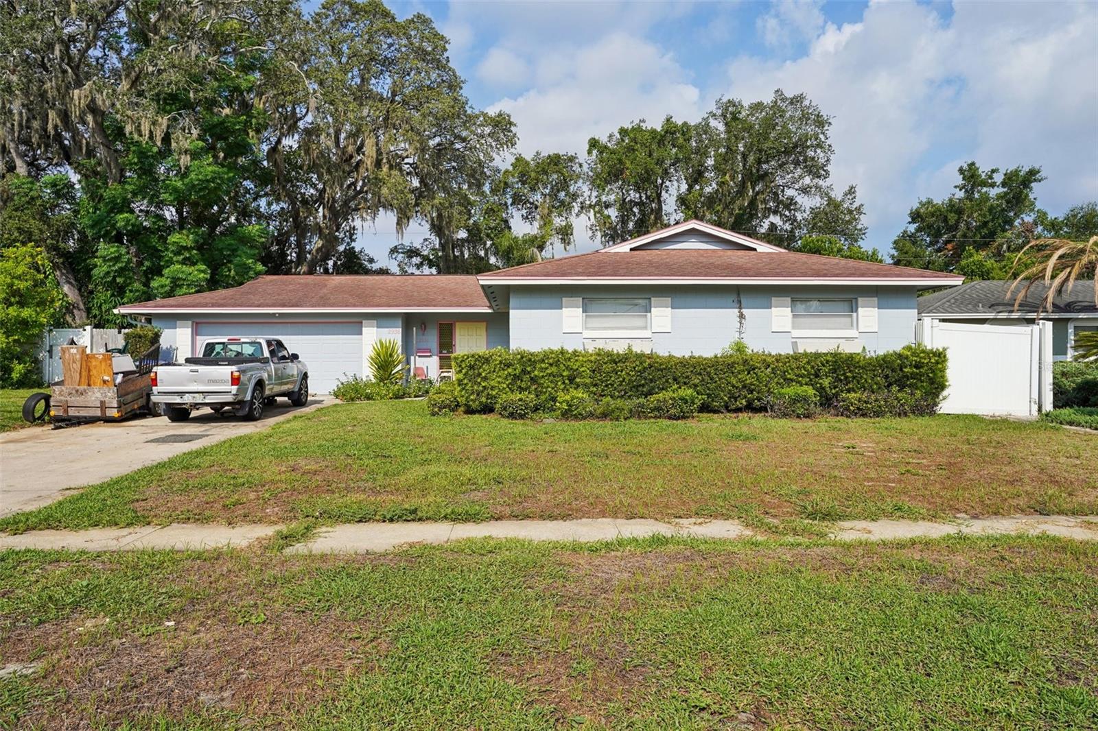 4 bedroom, 3 bath Pool home! Cash Only, Court approved probate sale,