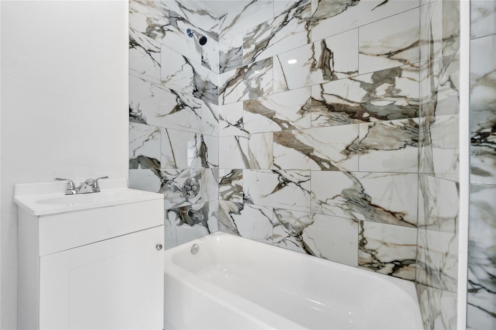 STONES RESUB HAINES CITY - Residential