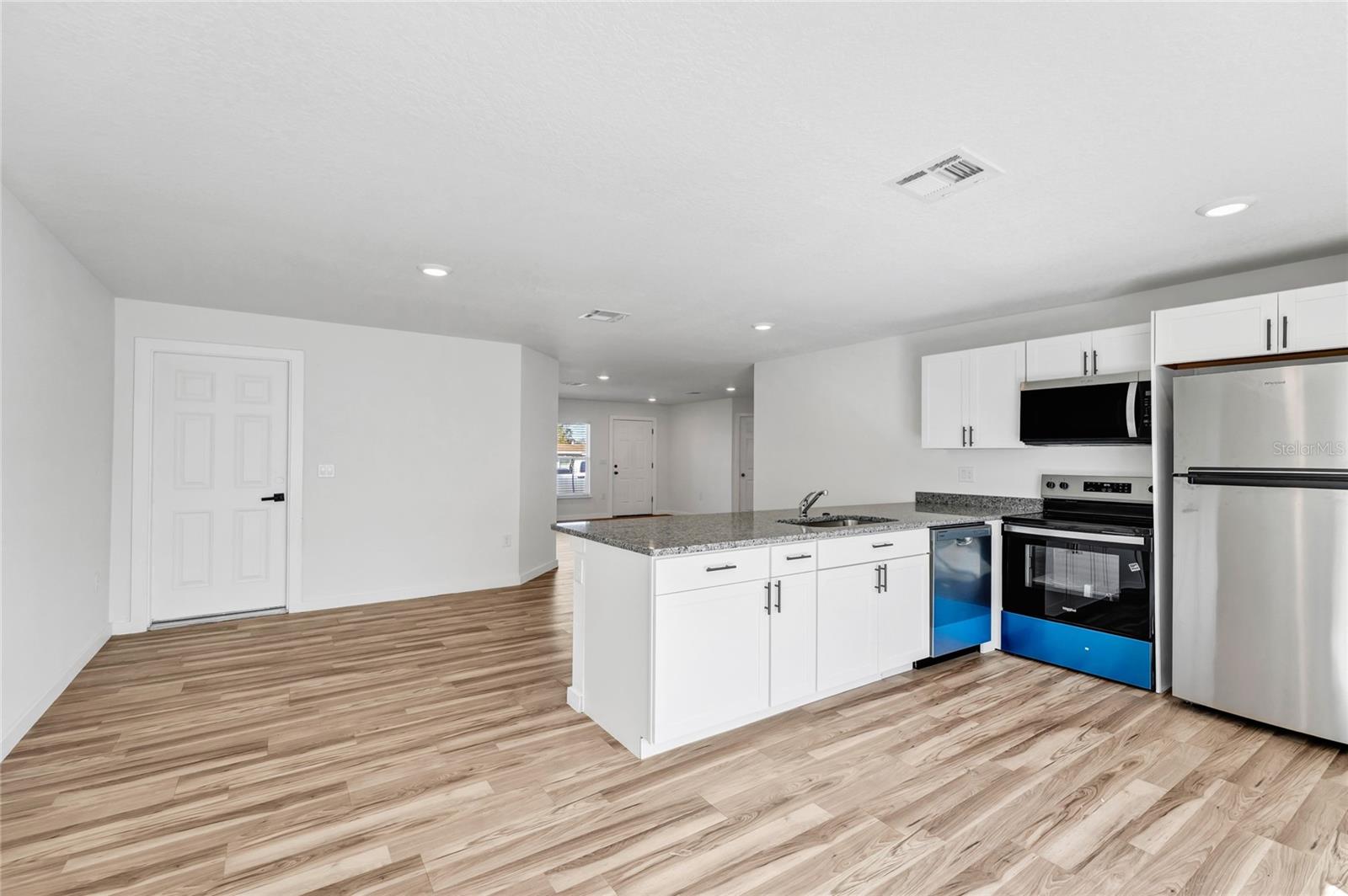 STONES RESUB HAINES CITY - Residential