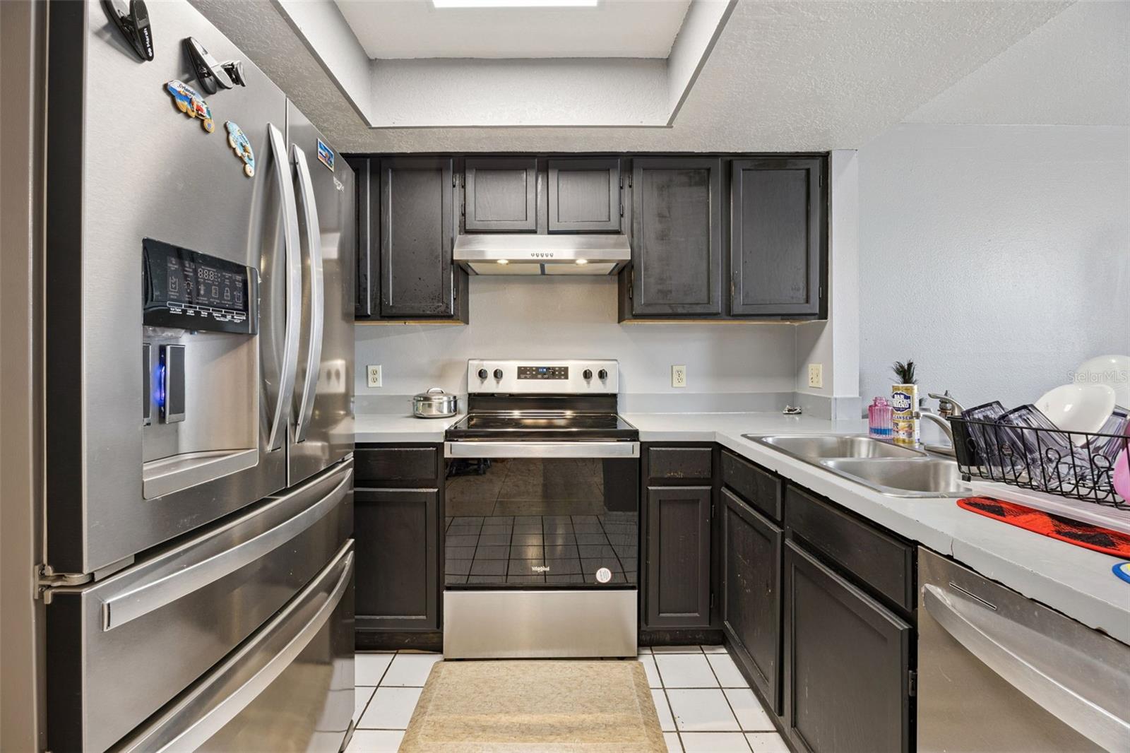 SUMMERFIELD TWNHMS - Residential