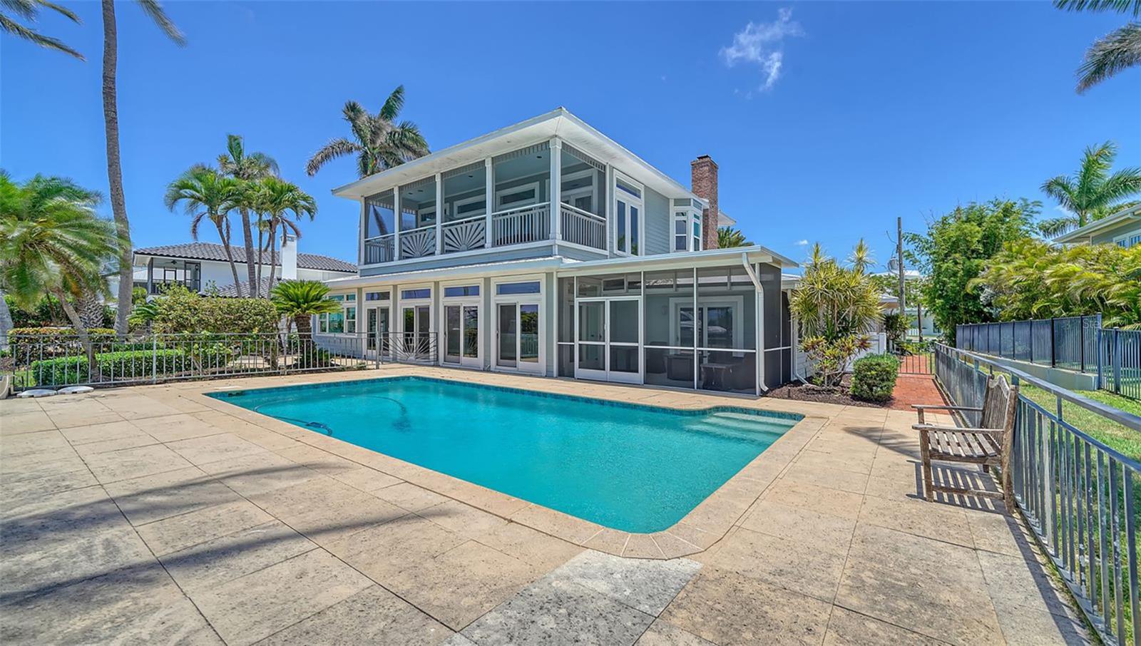 BAY ISLAND SHORES - Residential