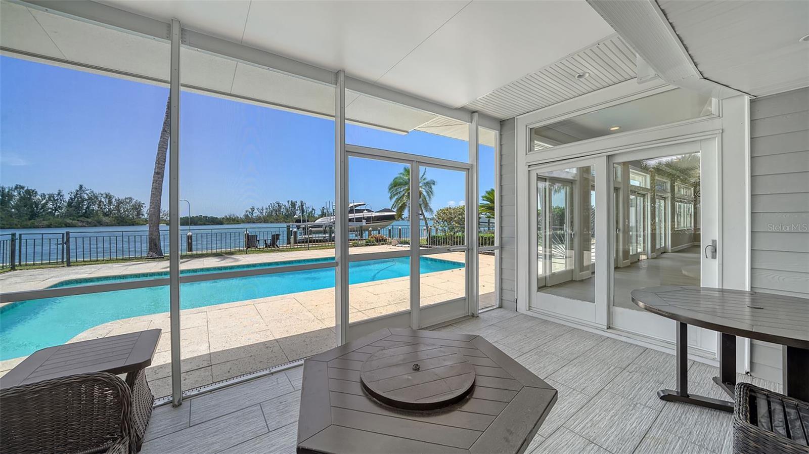 BAY ISLAND SHORES - Residential