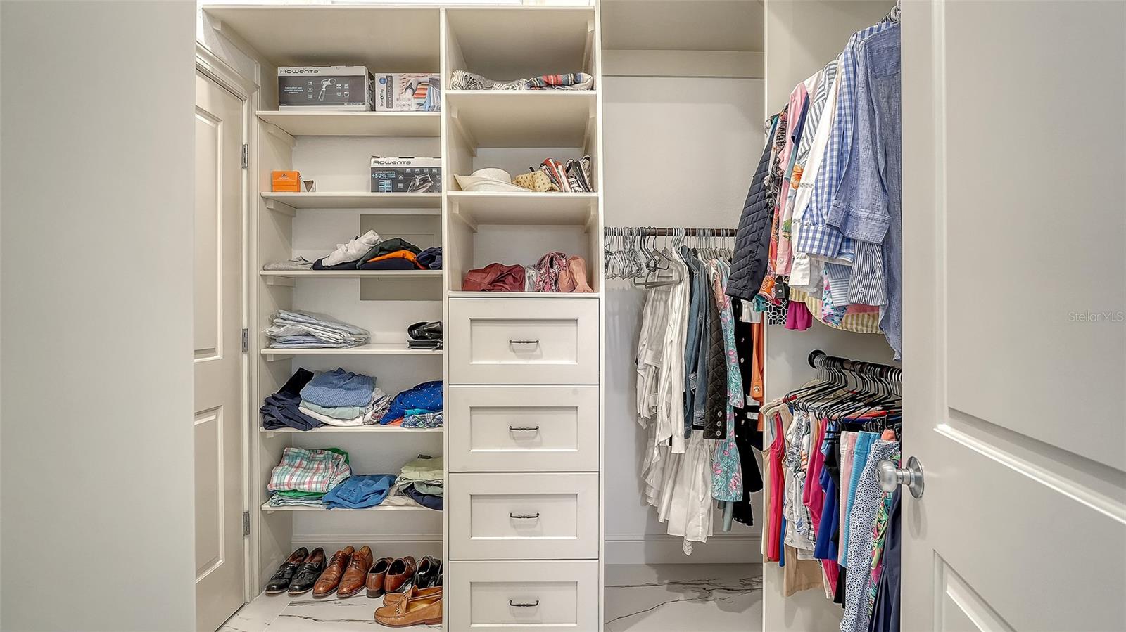 BAY ISLAND SHORES - Residential