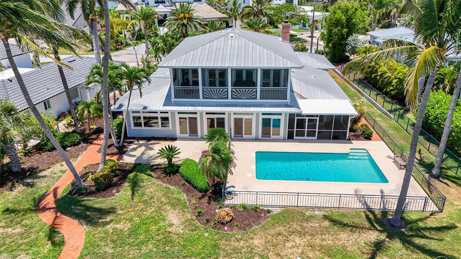 BAY ISLAND SHORES - Residential