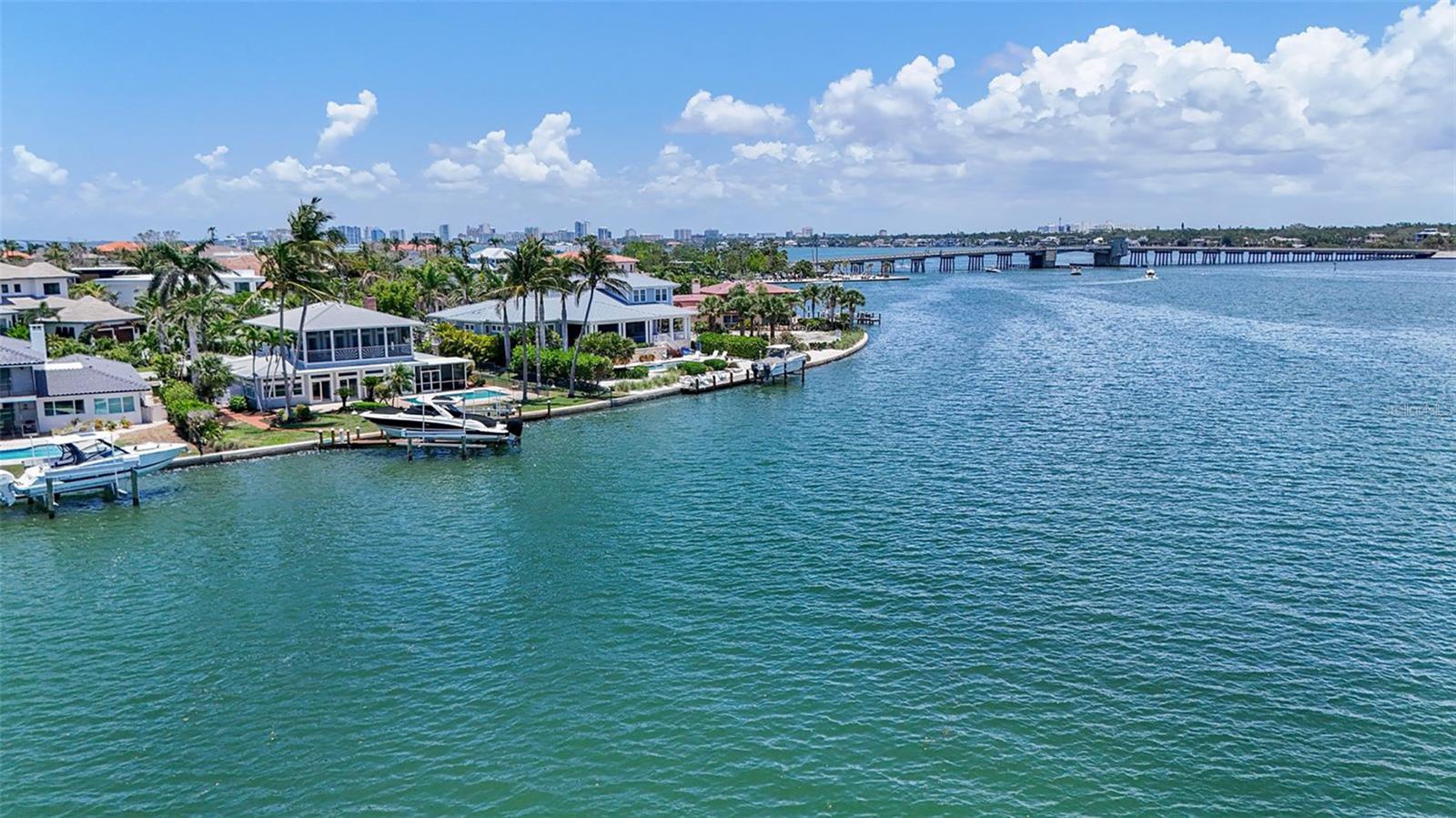 BAY ISLAND SHORES - Residential