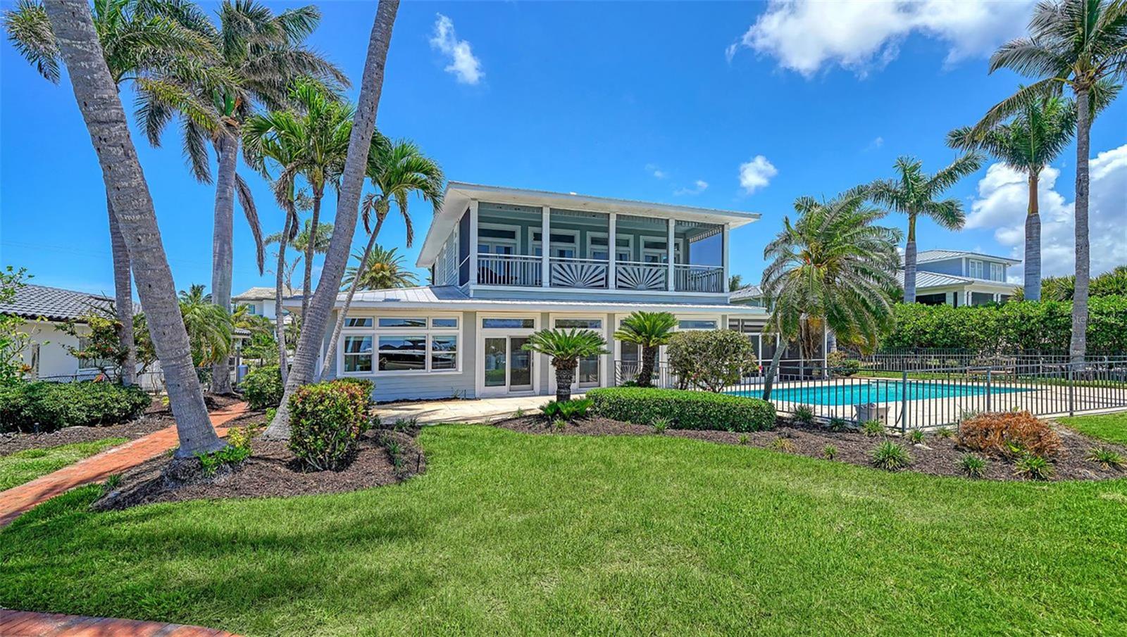 BAY ISLAND SHORES - Residential