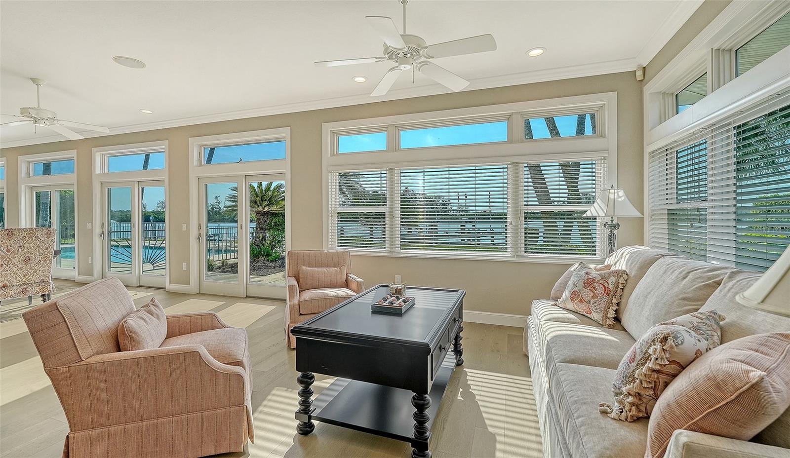 BAY ISLAND SHORES - Residential