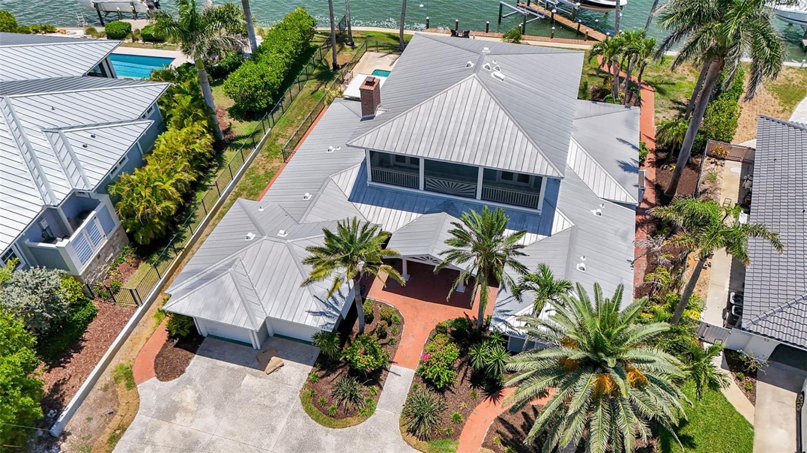 BAY ISLAND SHORES - Residential