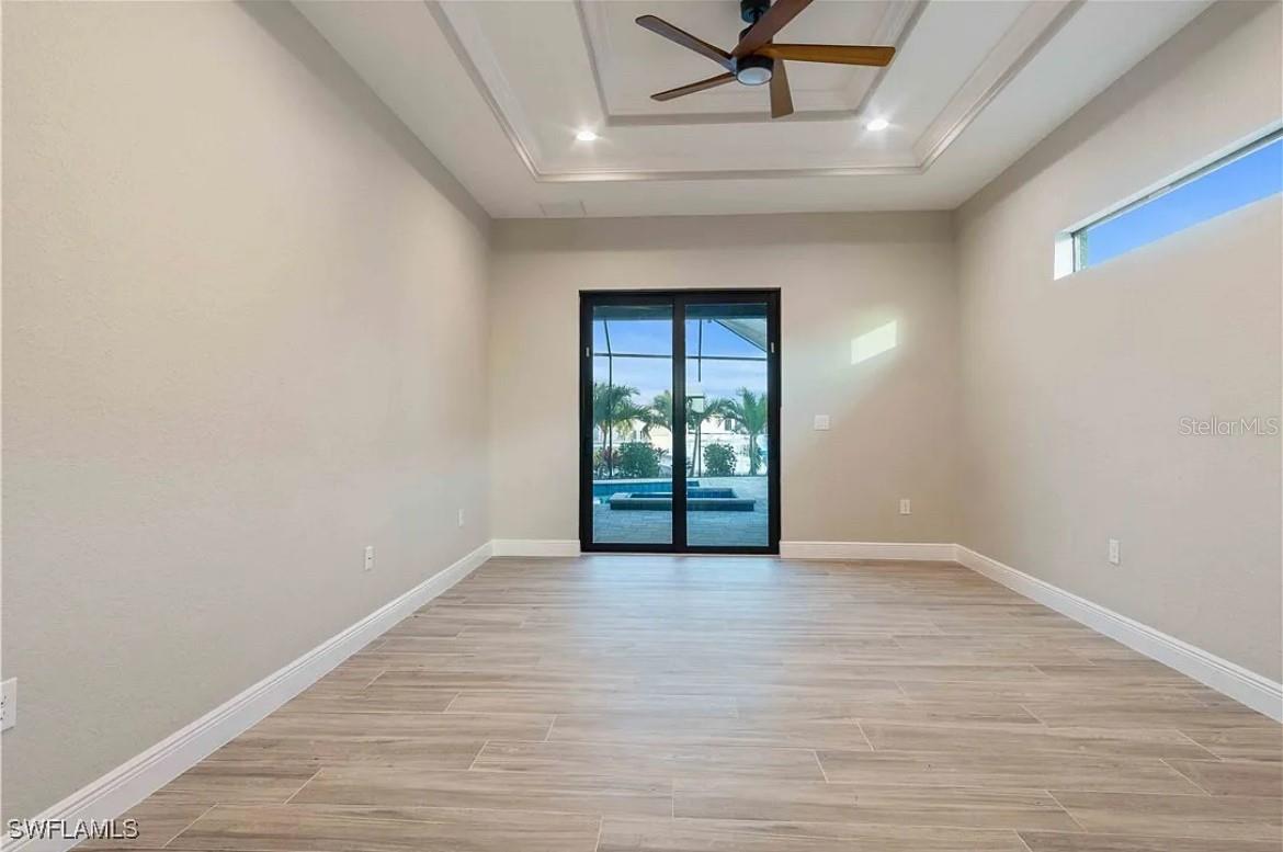 WINDWARD ISLES - Residential Lease