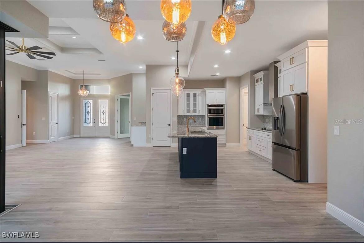 WINDWARD ISLES - Residential Lease