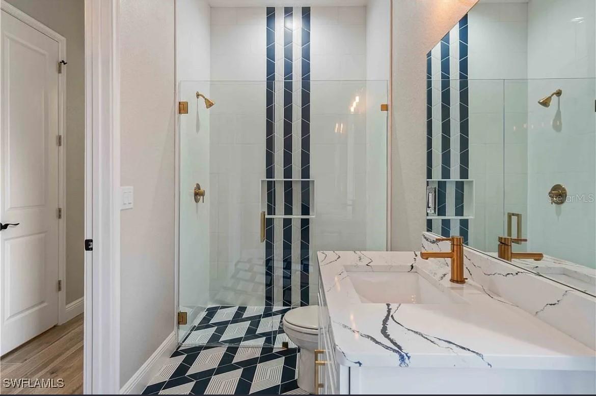 WINDWARD ISLES - Residential Lease