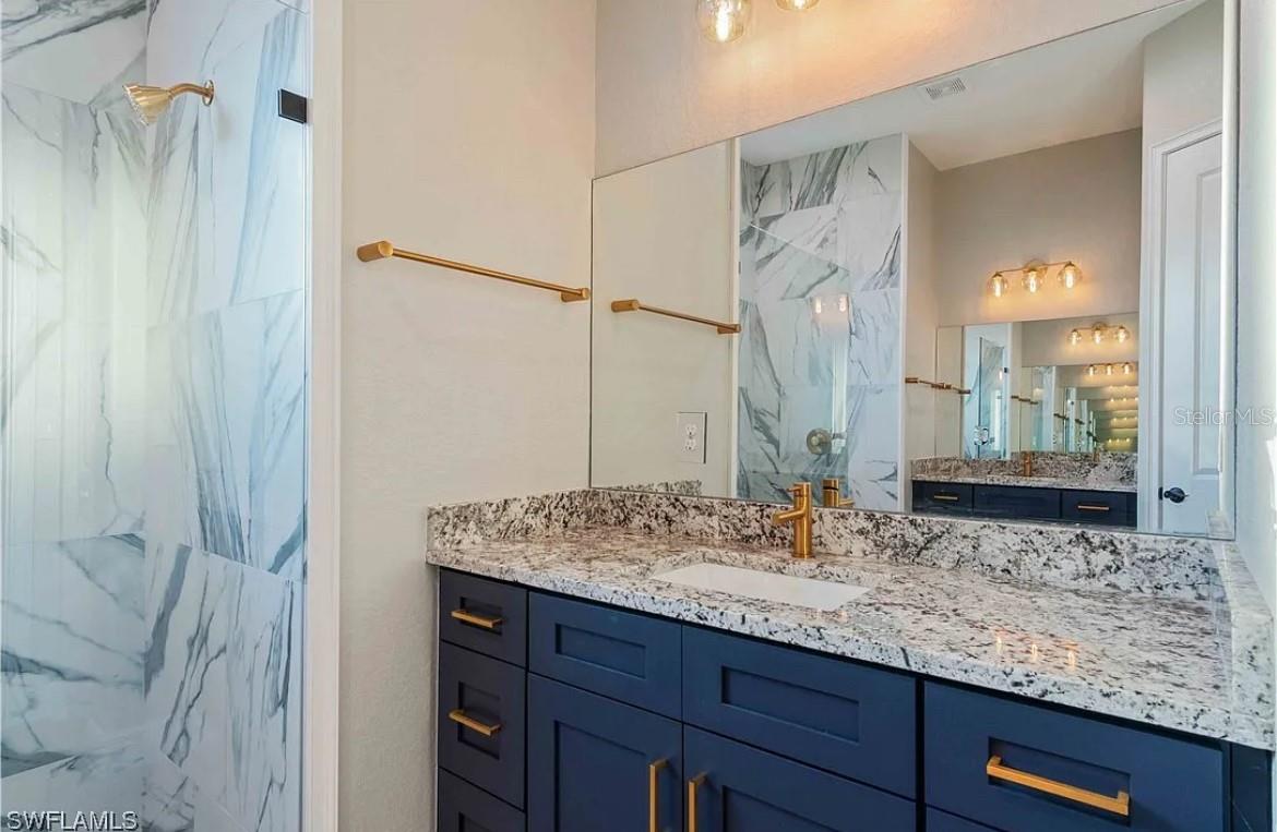 WINDWARD ISLES - Residential Lease