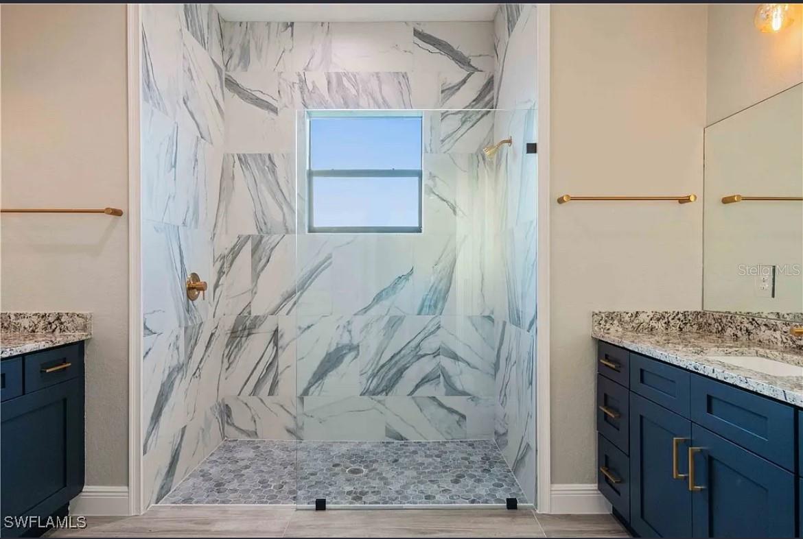 WINDWARD ISLES - Residential Lease