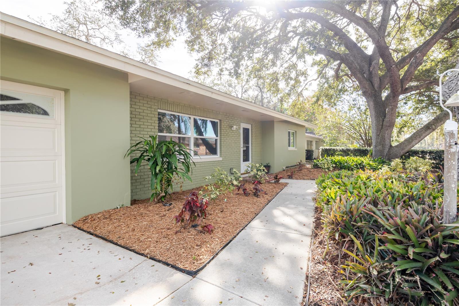 WOODRIDGE - Residential