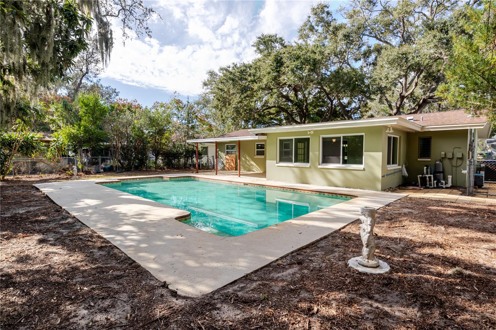 WOODRIDGE - Residential