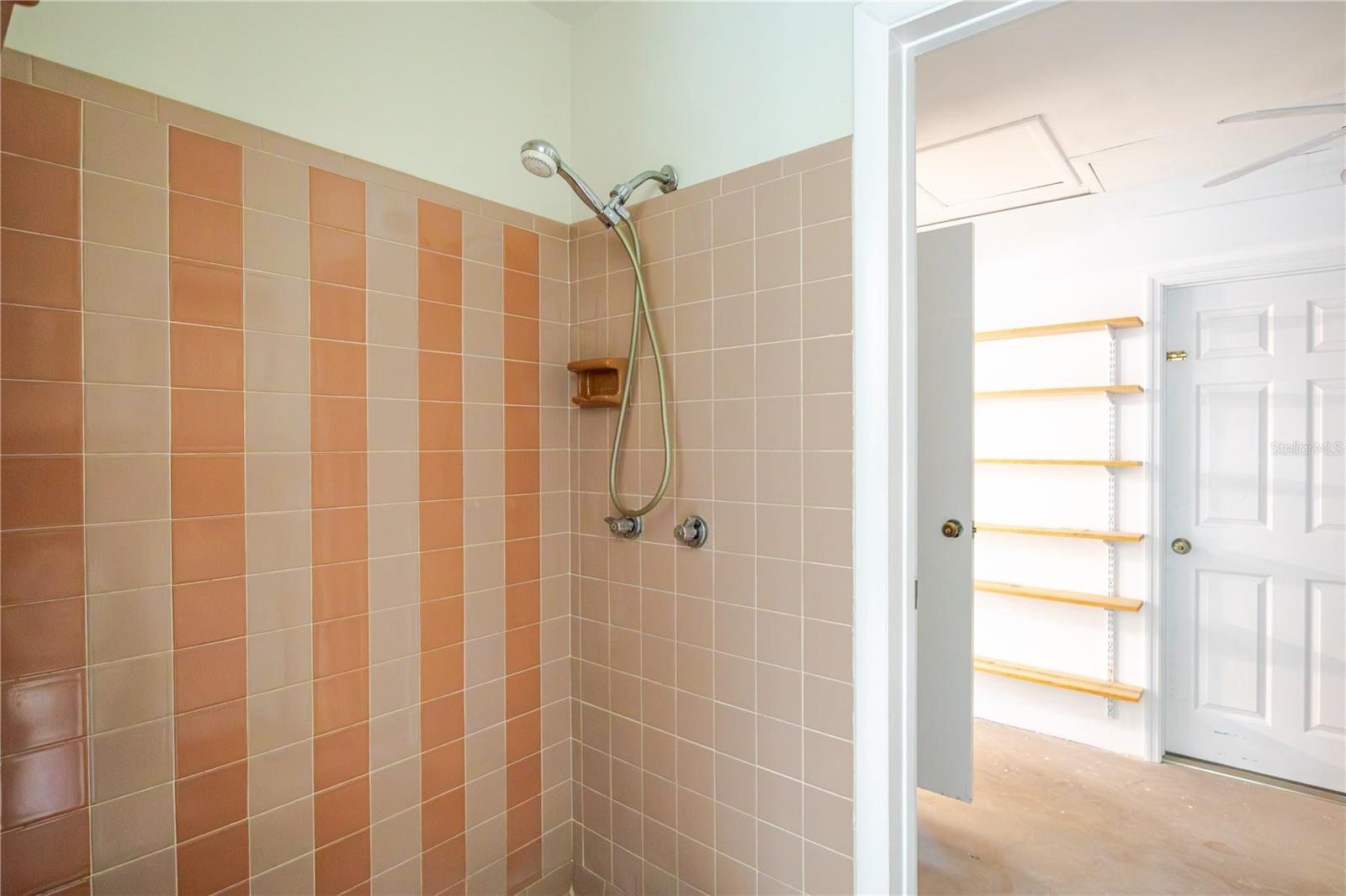 WOODRIDGE - Residential