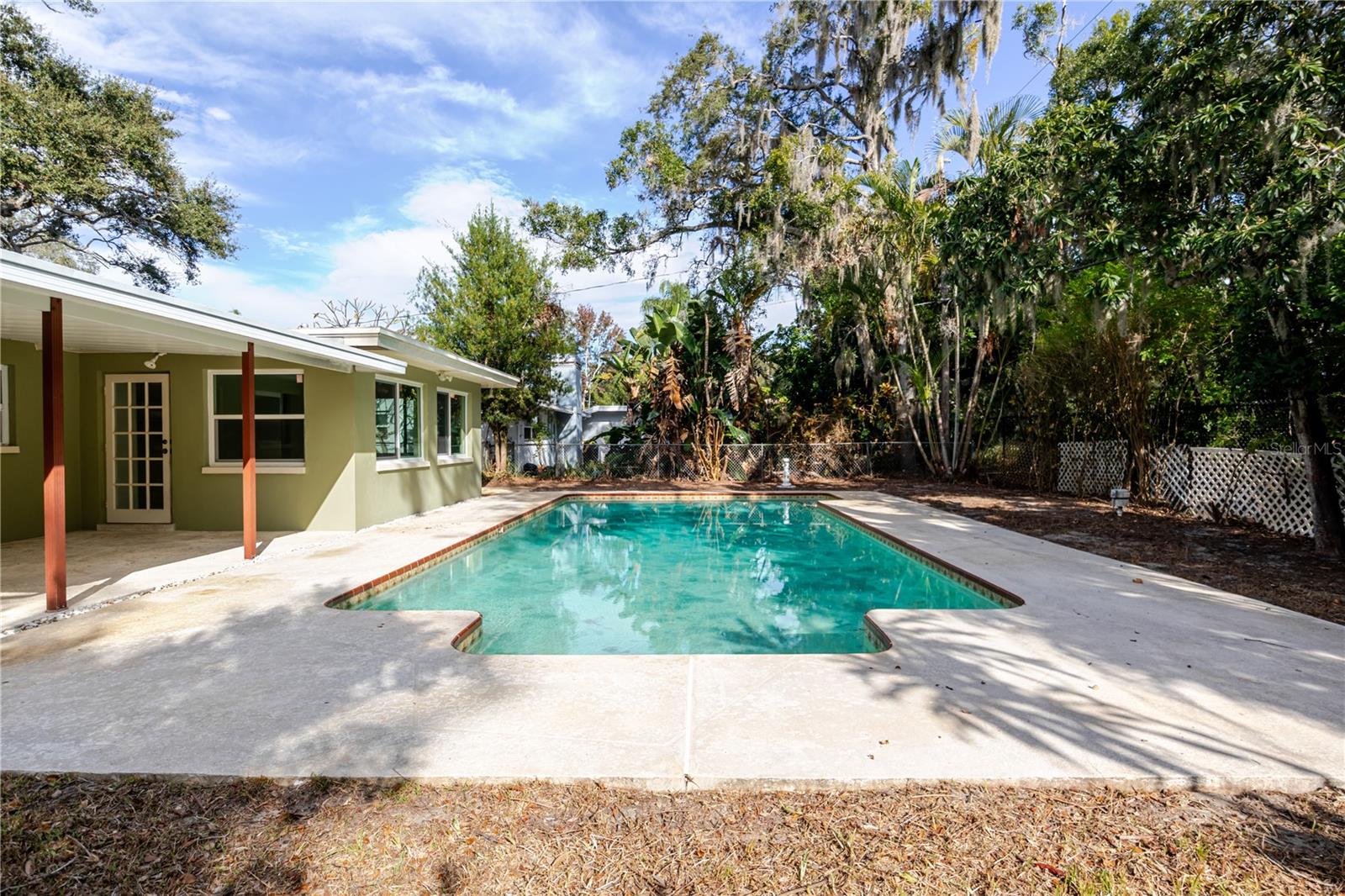 WOODRIDGE - Residential