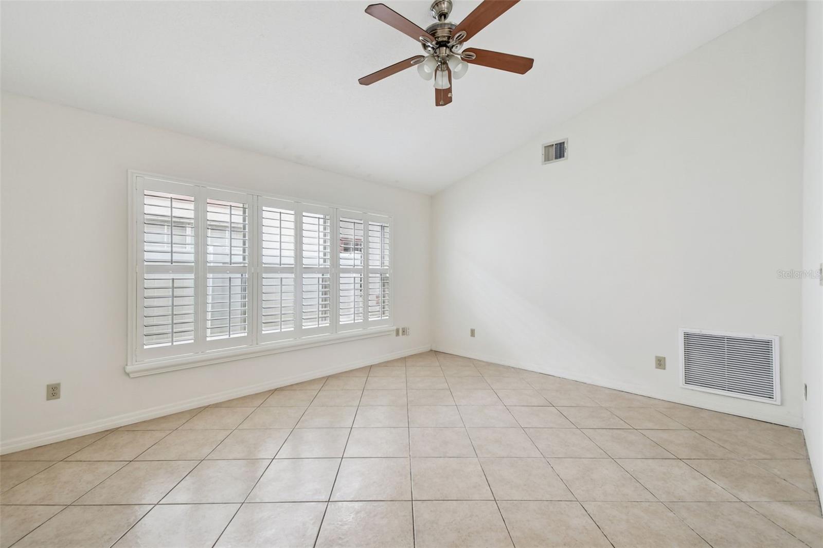 SOUTHCHASE - Residential