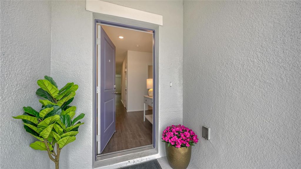 Photo of 4406 Hawthorn Ave, Parrish, FL 34219 (MLS # A4679608)