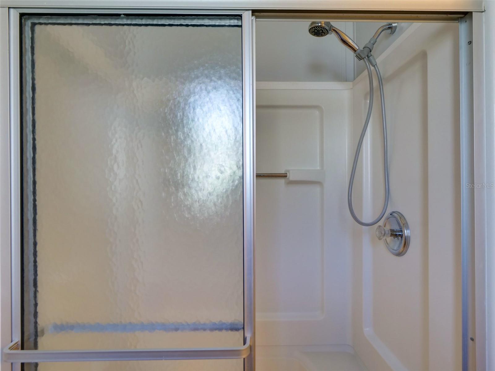 ZELLWOOD STATION - Residential