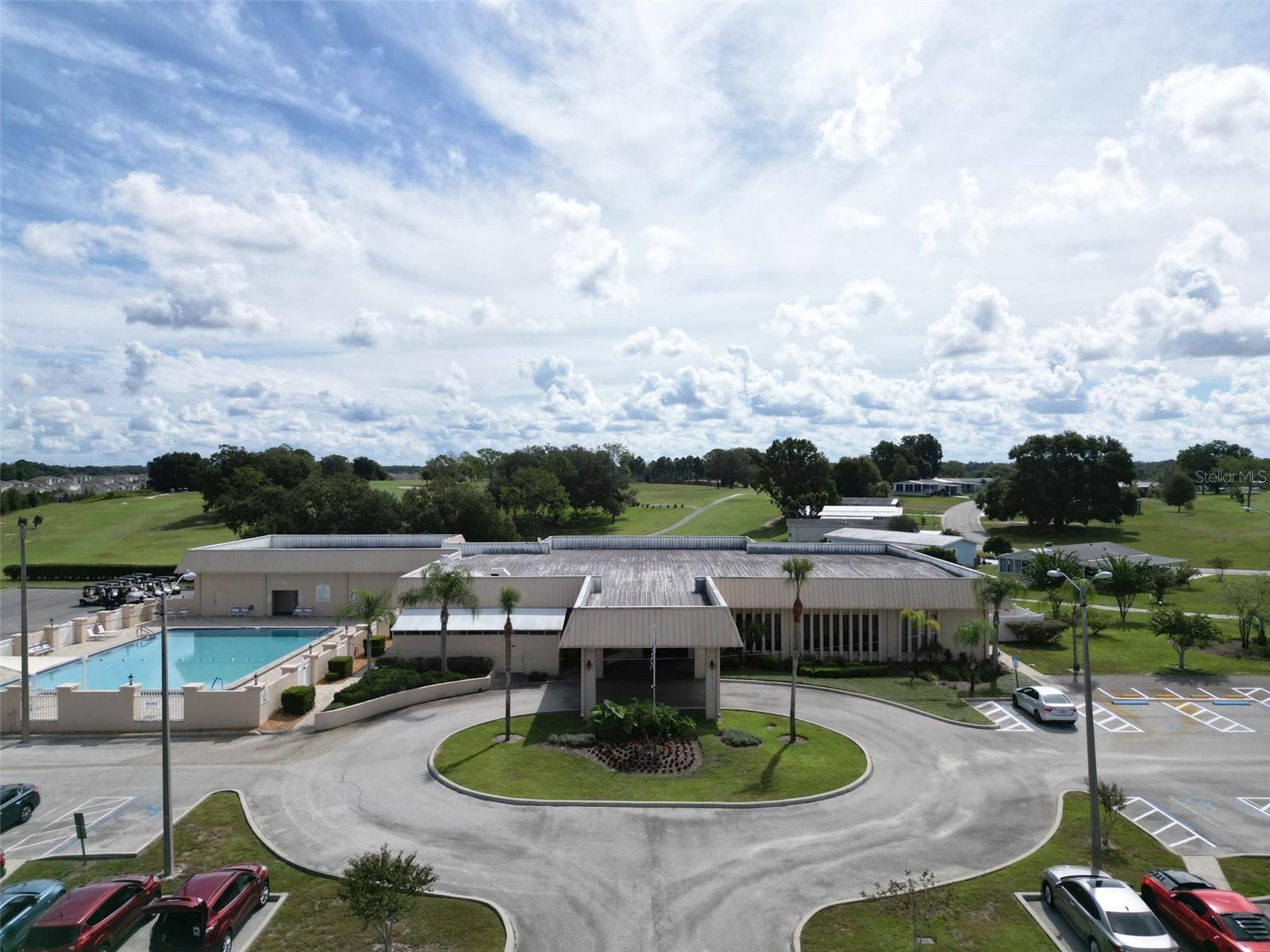 ZELLWOOD STATION - Residential