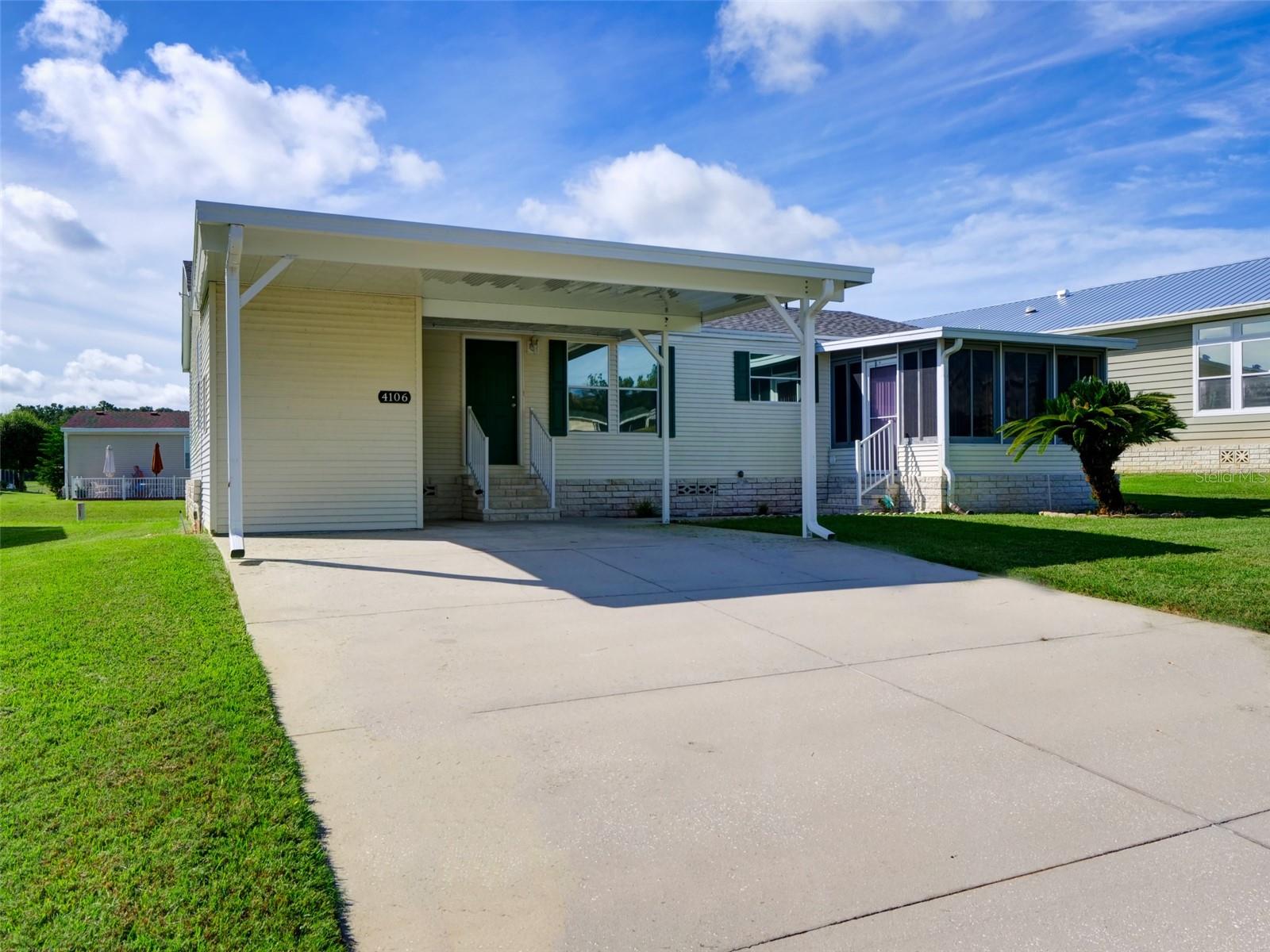 ZELLWOOD STATION - Residential