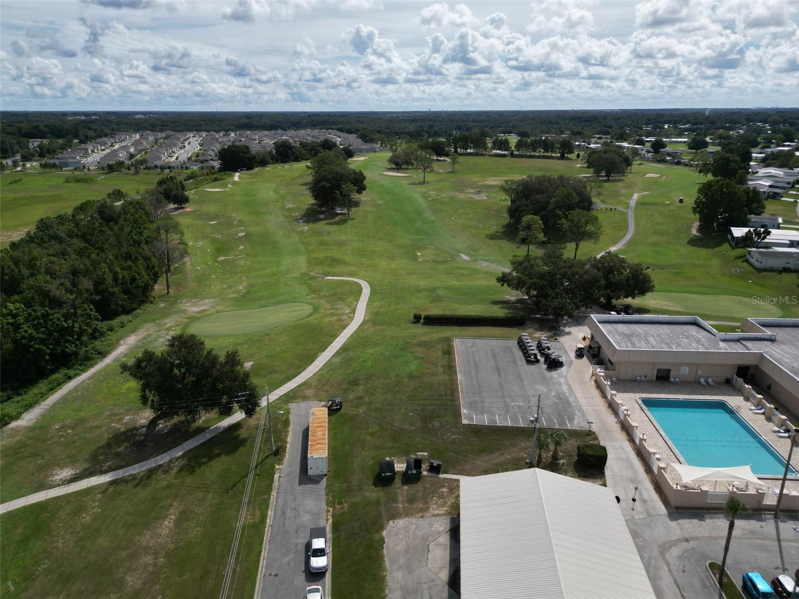 ZELLWOOD STATION - Residential