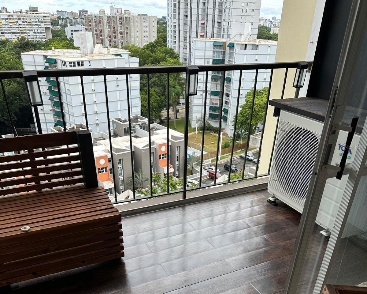 COND. TOWN HOUSE - Residential Lease
