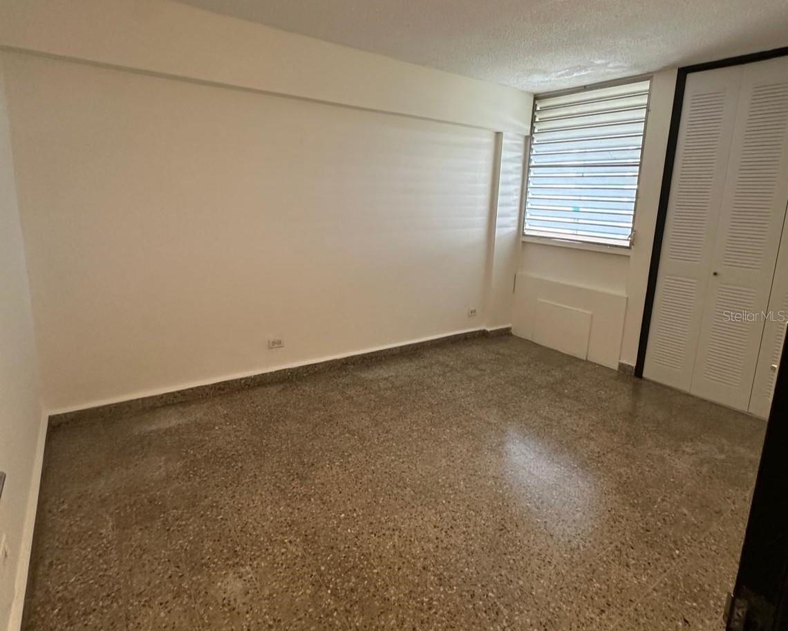 COND. TOWN HOUSE - Residential Lease